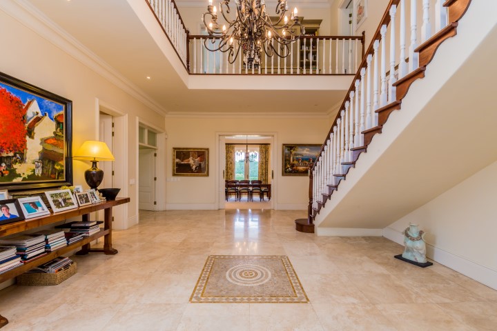 5 Bedroom Property for Sale in Constantia Western Cape